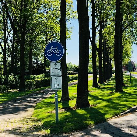 Slapen Bij De Zeeuwse Lala Bed and Breakfast IJzendijke Exteriör bild