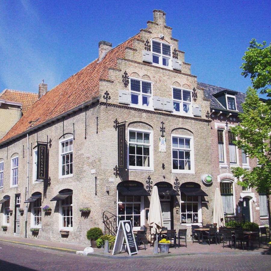 Slapen Bij De Zeeuwse Lala Bed and Breakfast IJzendijke Exteriör bild