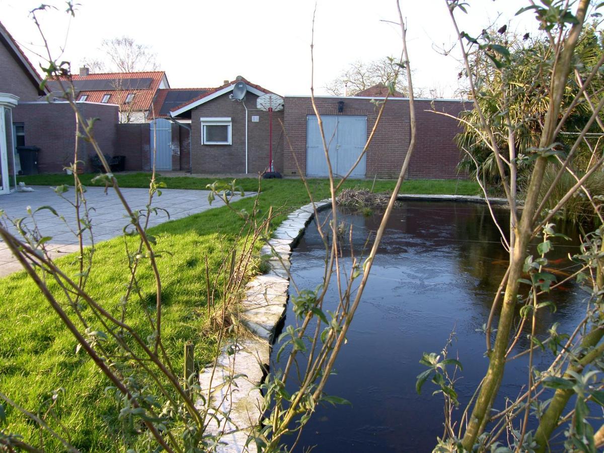 Slapen Bij De Zeeuwse Lala Bed and Breakfast IJzendijke Exteriör bild